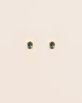 18K Gold Studs w. Blue Topaz