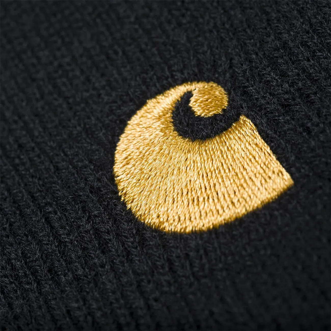 Chase Beanie - Black/Gold