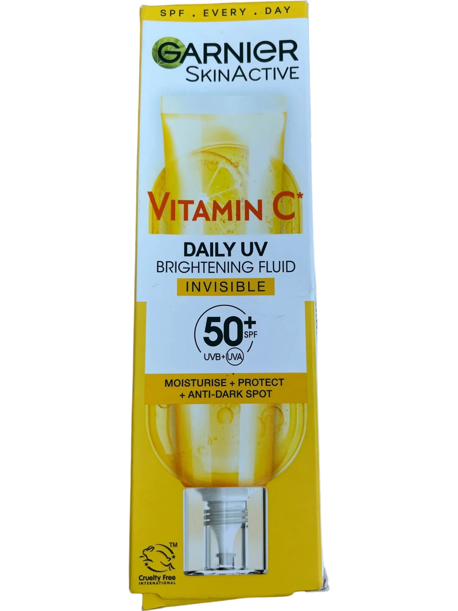 Garnier SkinActive Yellow Vitamin C Daily UV Brightening Fluid Invisible SPF 50  40ml