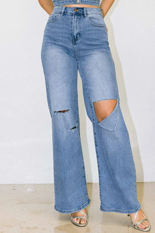 Gracelyn Distressed Wide Fit Jeans [ONLINE EXCLUSIVE]