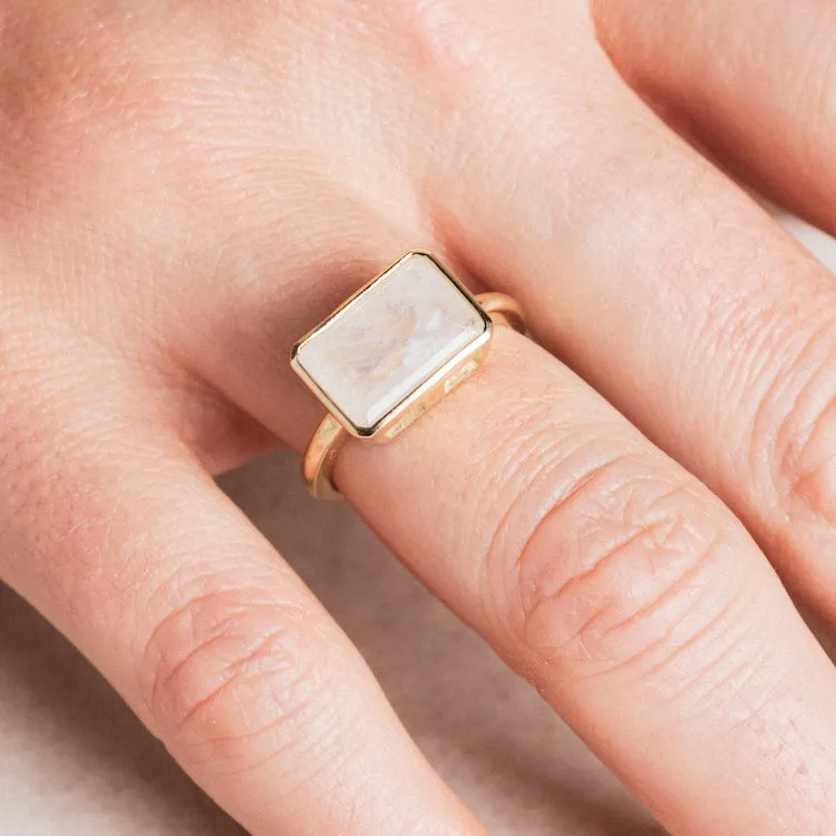 Jojo Moonstone Ring