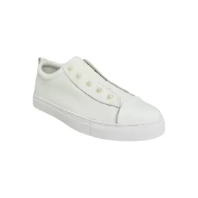 Pearla White Sneaker