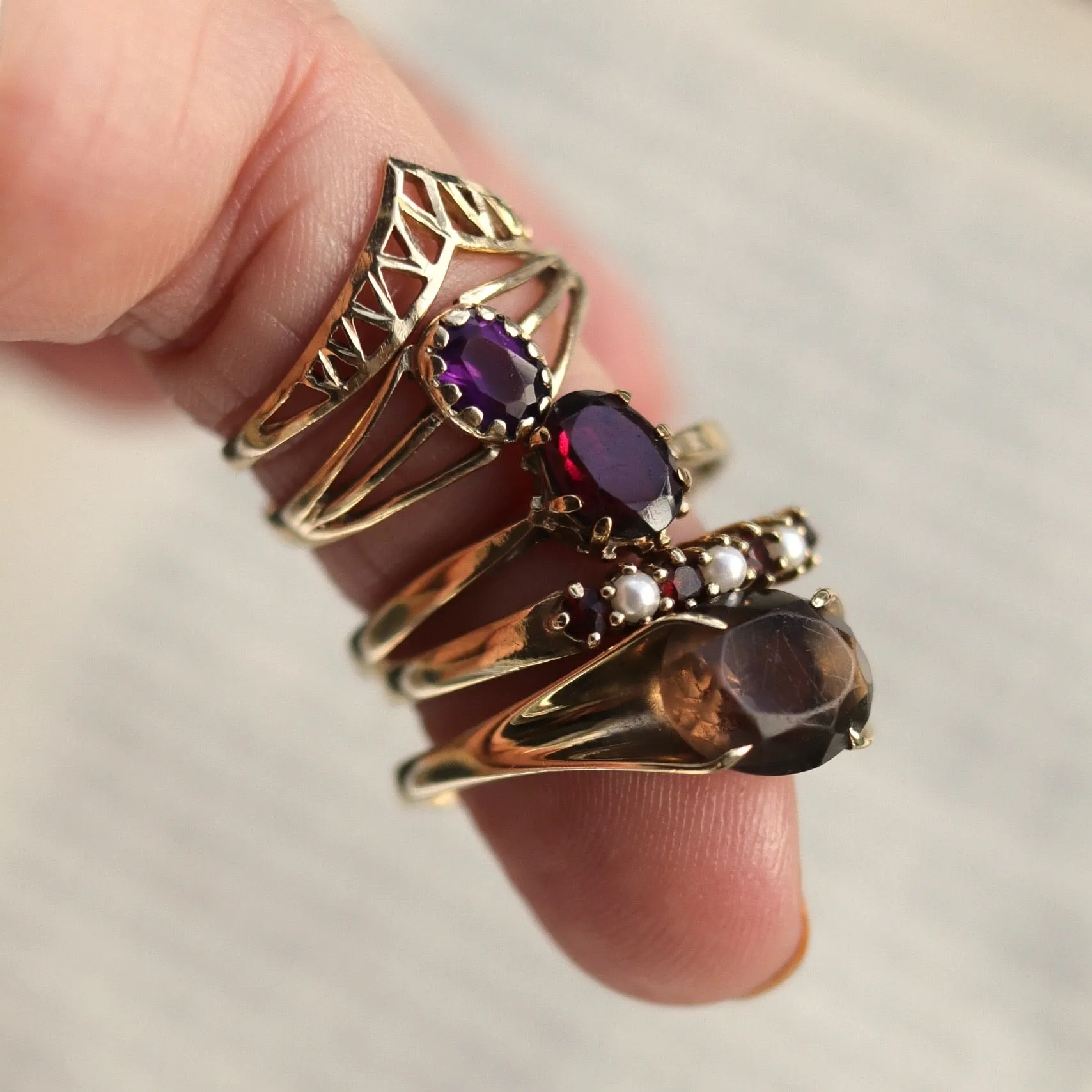 Vintage | Silas Garnet & Pearl Ring