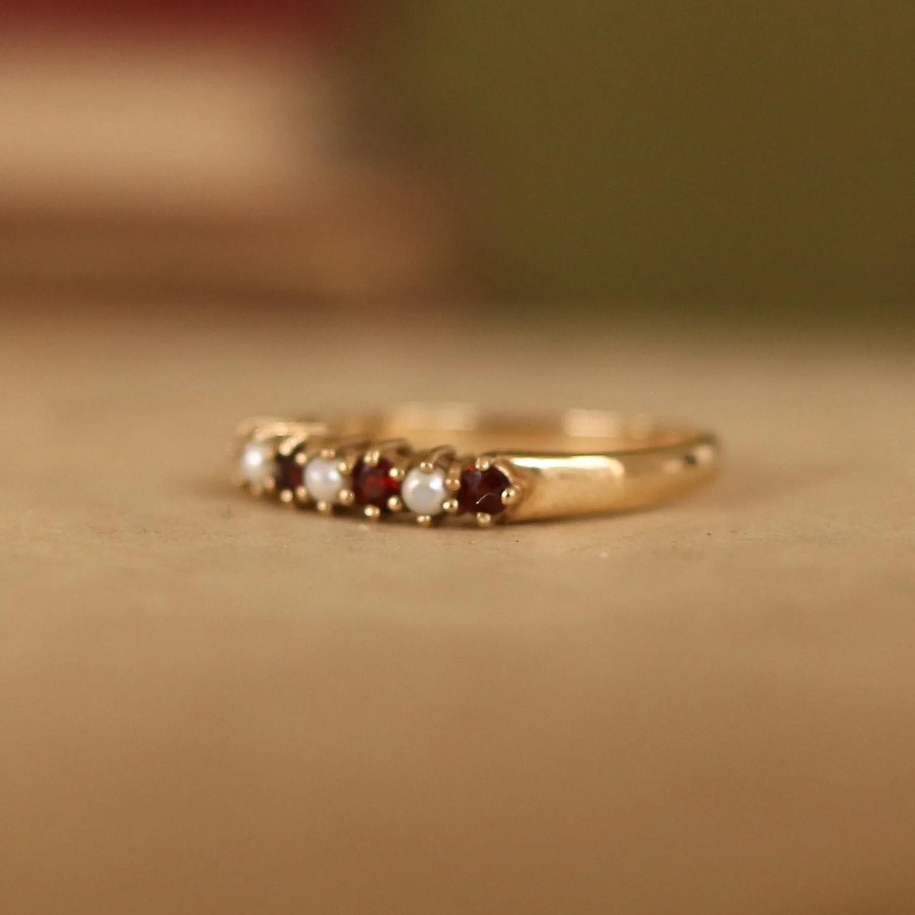 Vintage | Silas Garnet & Pearl Ring