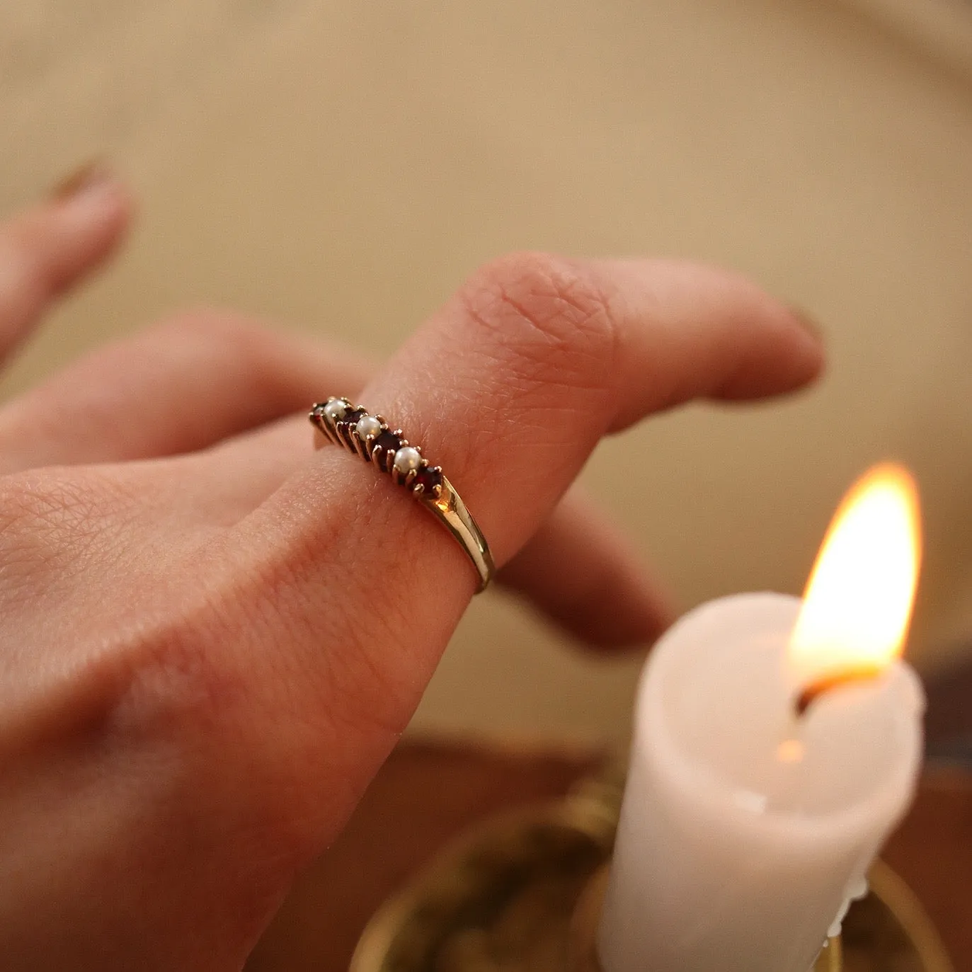 Vintage | Silas Garnet & Pearl Ring