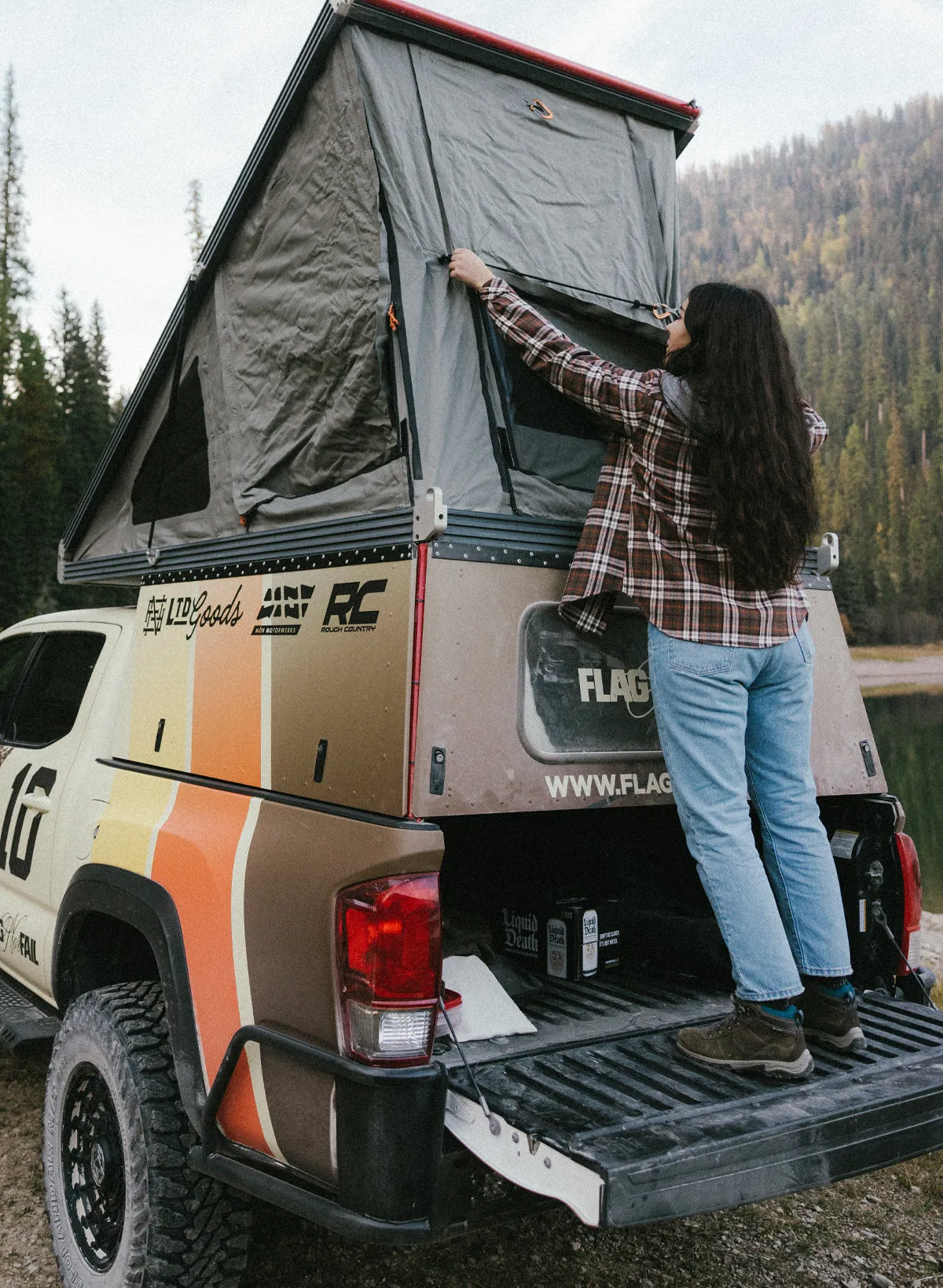 WOMEN'S HOODED FOREVER FLANNEL - ORANGE